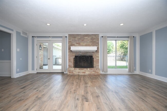 Foto del edificio - 1711 Earl of Dunmore St