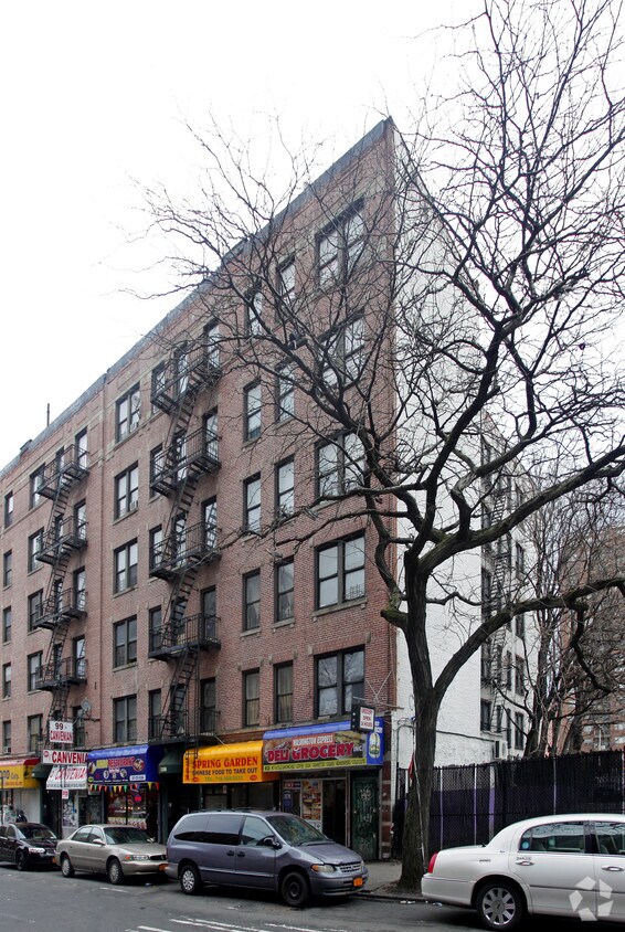 Primary Photo - 1288 Washington Ave