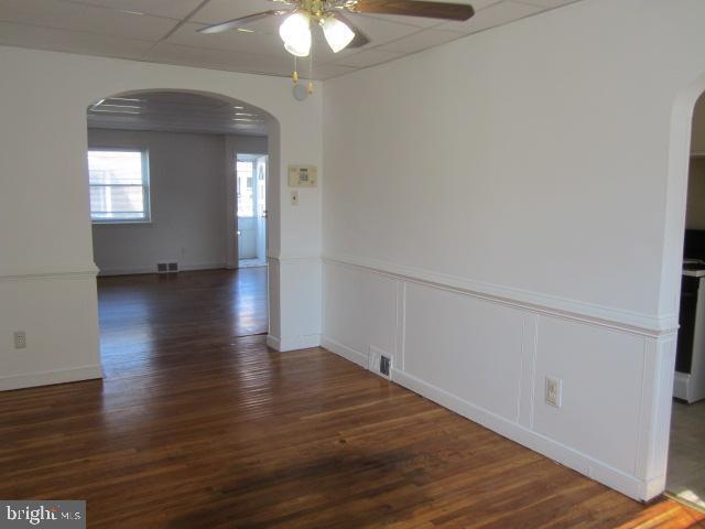 Foto del edificio - 355 Hampden Rd