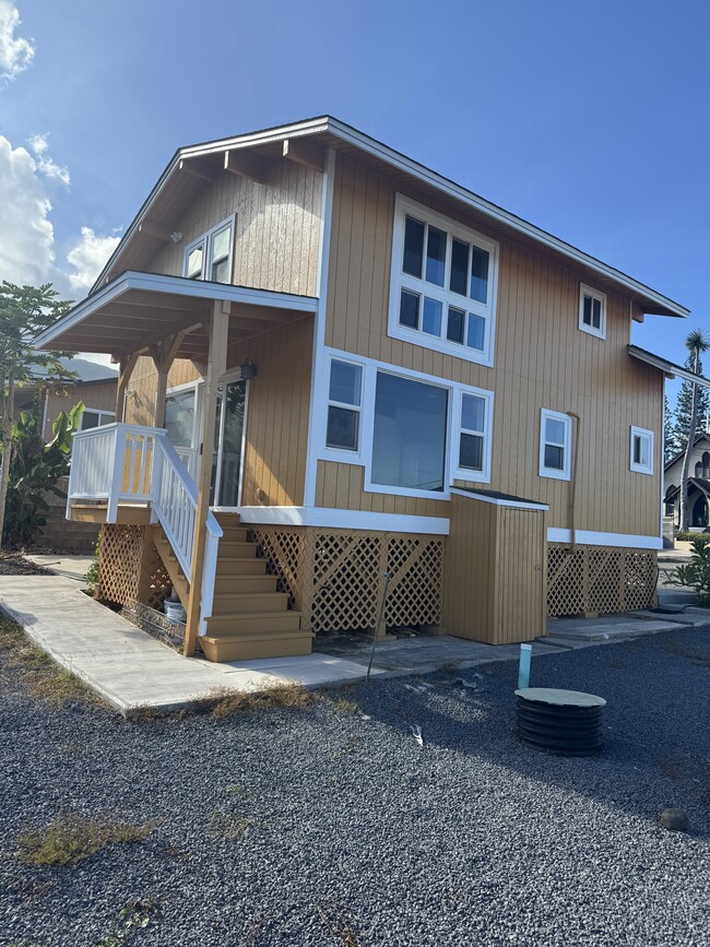 Building Photo - 31 Kuhinia St