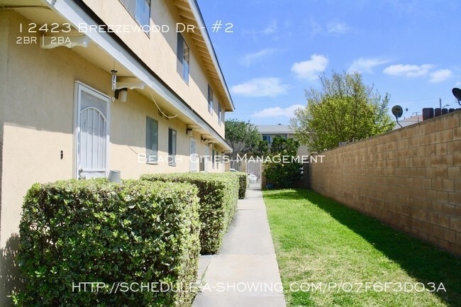 Foto del edificio - 12423 Breezewood Dr