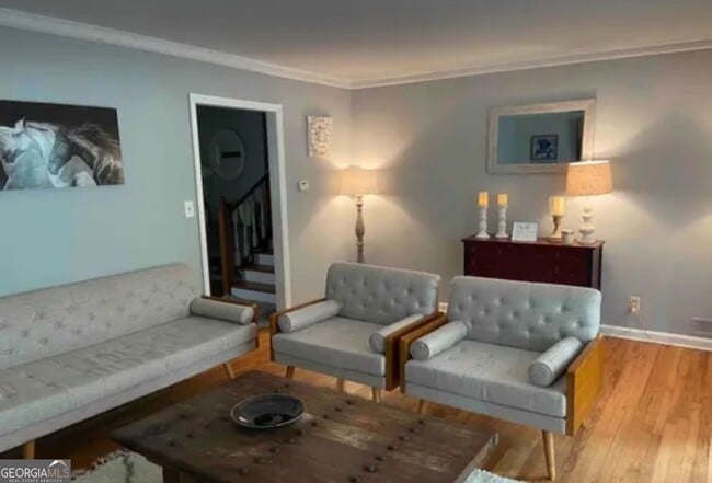 Foto del edificio - 4004 Sheldon Dr NE