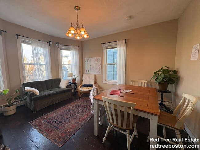 Photo - 72 Hillside St Apartment