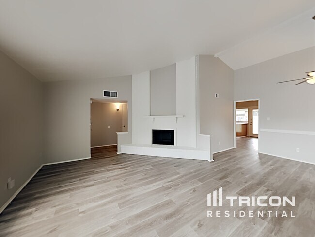 Foto del edificio - 515 Magnolia Dr