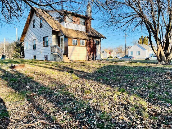 Foto del edificio - 3-Bed House in Waterloo