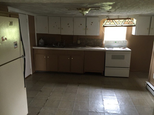 Building Photo - 207 Walter Dr