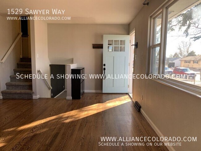 Building Photo - 1529 Sawyer Way