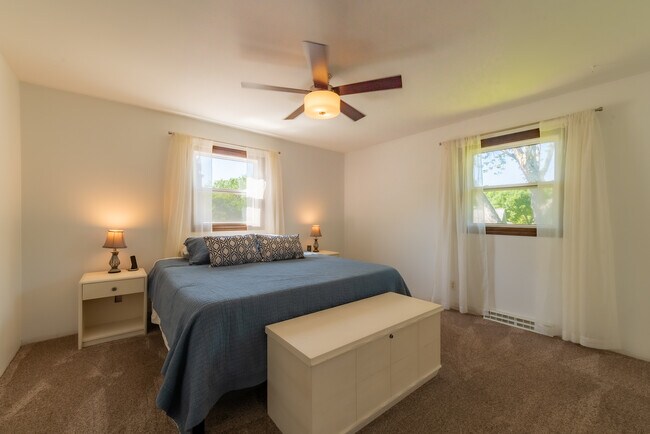 Foto del edificio - 5310 Trafalger Pl