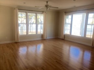Building Photo - 1213 Bridgeview Ln