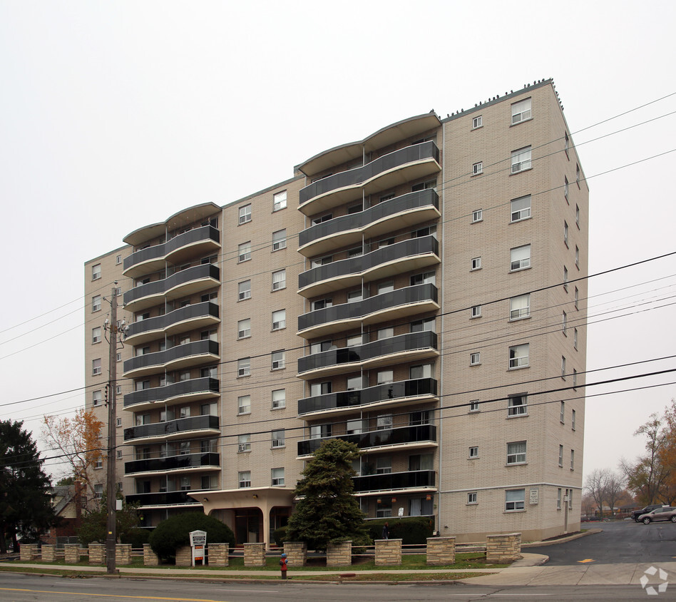 Primary Photo - Kently Towers