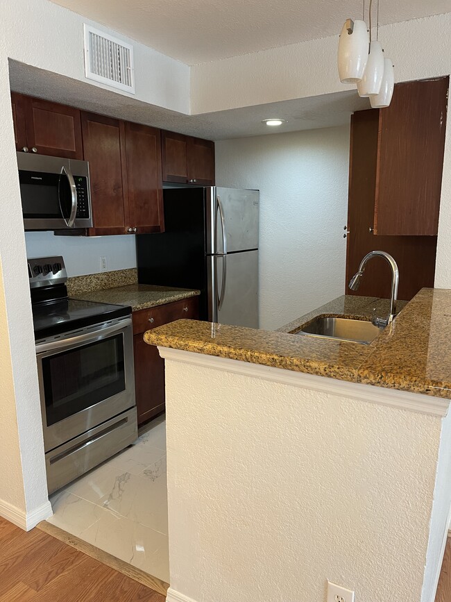 Foto del edificio - 5160 Conroy Rd