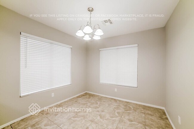 Foto del edificio - 3111 W Louise Dr