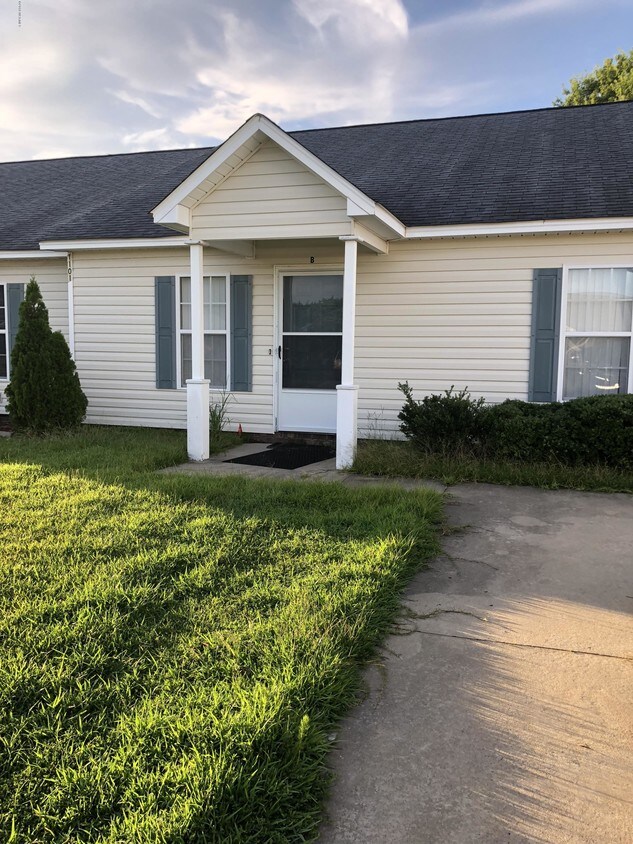 Foto principal - 1101 Price Dr