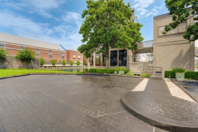 Foto del edificio - 2023 Gentryside Dr