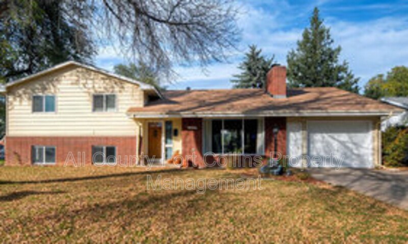 Primary Photo - 2036 Evergreen Dr