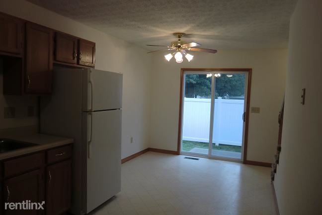 Building Photo - 1761 N Keebler Ave