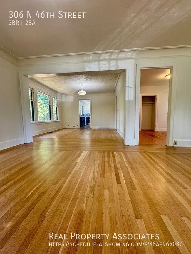 Building Photo - 306 N 46th St