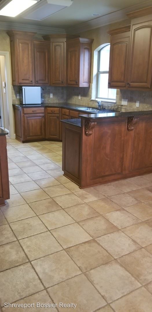 Building Photo - 4 br, 3 bath House - 10017 Somerset Ln