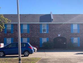 Building Photo - 6752 Titian Ave