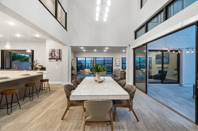 Foto del edificio - 6195 Artisan Way