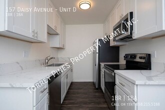 Building Photo - 157 Daisy Ave