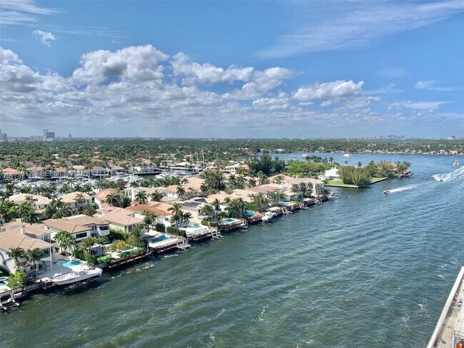 Foto del edificio - 1500 S Ocean Dr