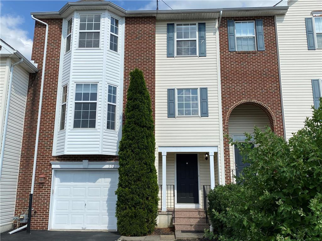 Foto principal - 5527 Spring Ridge Dr E