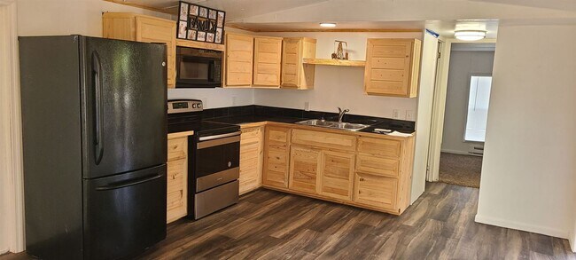 Building Photo - 2 br, 1 bath House - 2995 SE 133rd Court