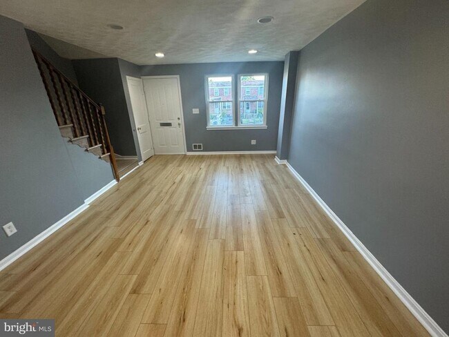 Foto del edificio - 7306 Kirtley Rd