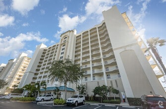 Building Photo - 7 Indian River Ave