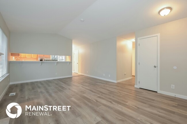 Foto del edificio - 16963 Currie Rd SE