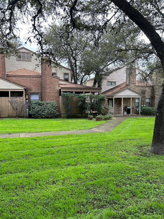Building Photo - 7825 Beauregard Cir