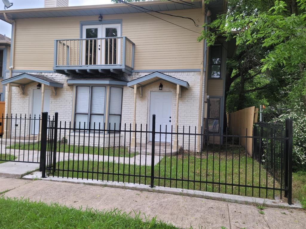 Primary Photo - 4512 Sycamore St