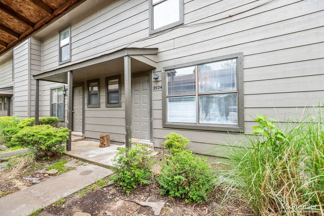 3 bedroom Townhouse in east Fayetteville - 3 bedroom Townhouse in east Fayetteville