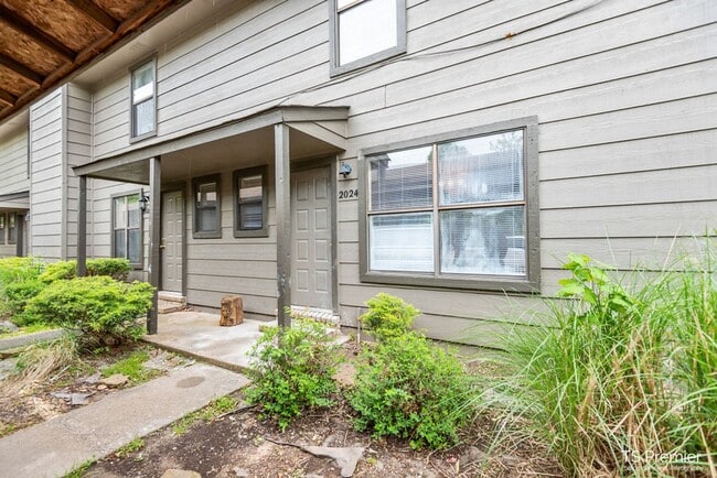 3 bedroom Townhouse in east Fayetteville - 3 bedroom Townhouse in east Fayetteville