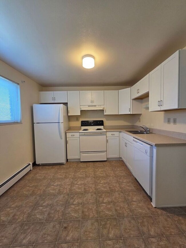 Photo - Charming 2-Bedroom Lower-Level Home in Brookwood Village!