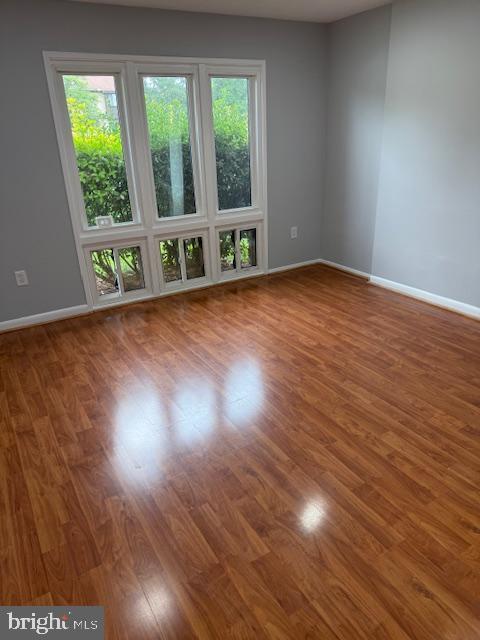 Building Photo - 1305 Wexford Ct