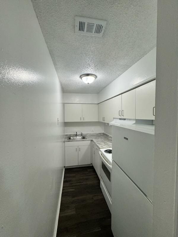Building Photo - 8566 Channelview Cir