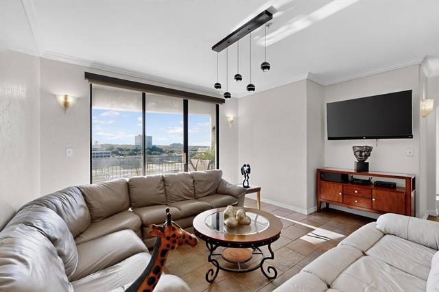 Building Photo - 330 Las Colinas Blvd E