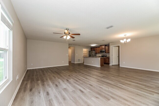 Building Photo - 12331 Glimmer Wy
