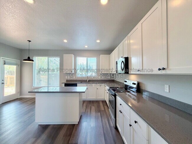 Foto del edificio - 5847 SW Coventry Pl