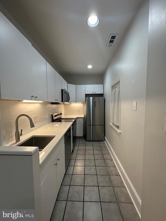 Foto del edificio - 343 S 18th St