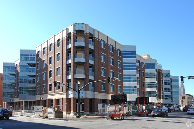 Foto principal - Fleur De Lis