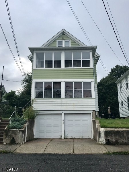 Primary Photo - 9 N 13th St