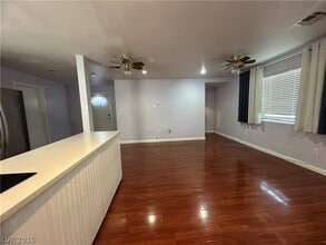 Building Photo - 1709 N Shadow Mountain Pl