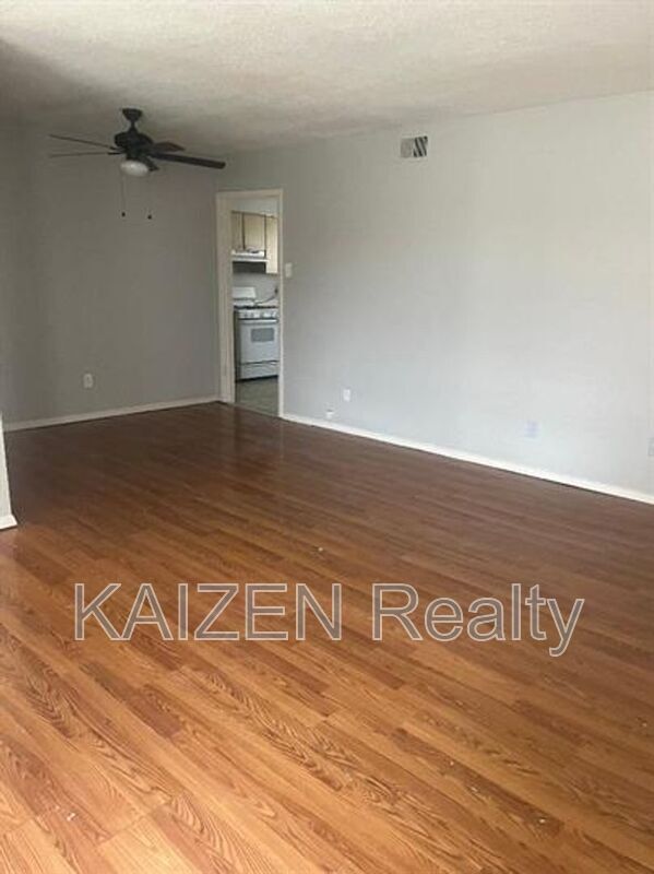 Building Photo - 151 N Belvedere Blvd