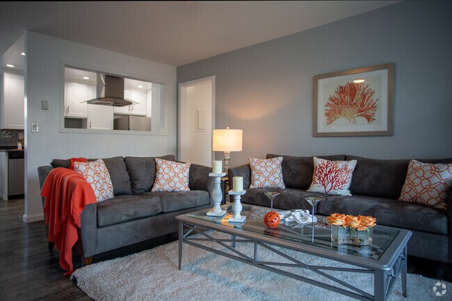 2HAB, 1BA - Palm View Village Gardena