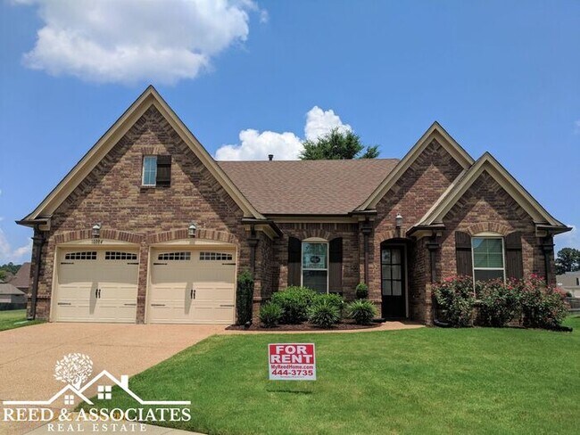 Building Photo - Elegant Cordova Home Located in Quiet Cove!