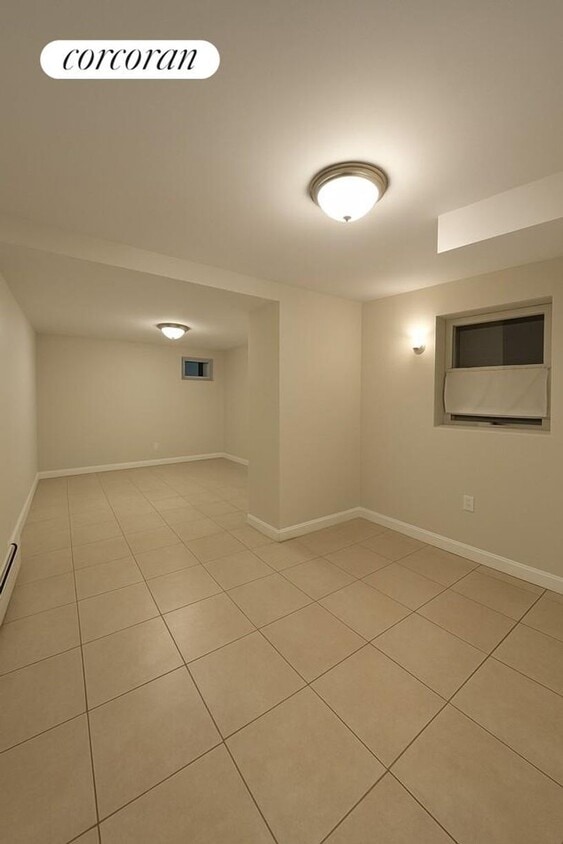 Building Photo - 524 W 123rd St