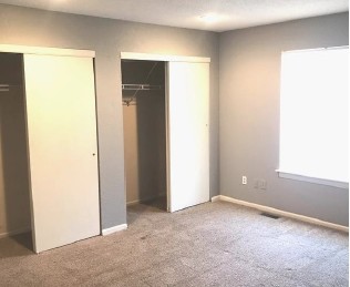 Interior - 8947-8976 Hauser St